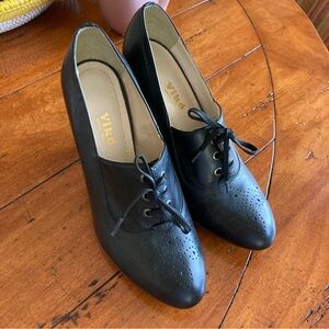 Leather Lace-Up Heels size 38